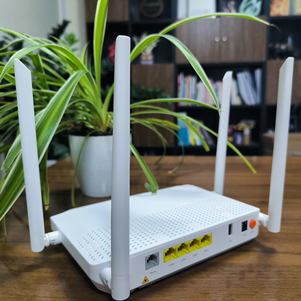 XPON ONU 4GE+POTS+WiFi (Dual Band 4 Antenna)